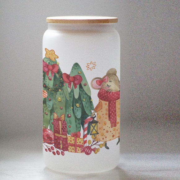 Christmas Character Glasses cup 16 oz glass cup with Straw & Bamboo Lid - Picture 4 of 6